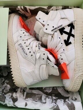 Off-white Sneakers